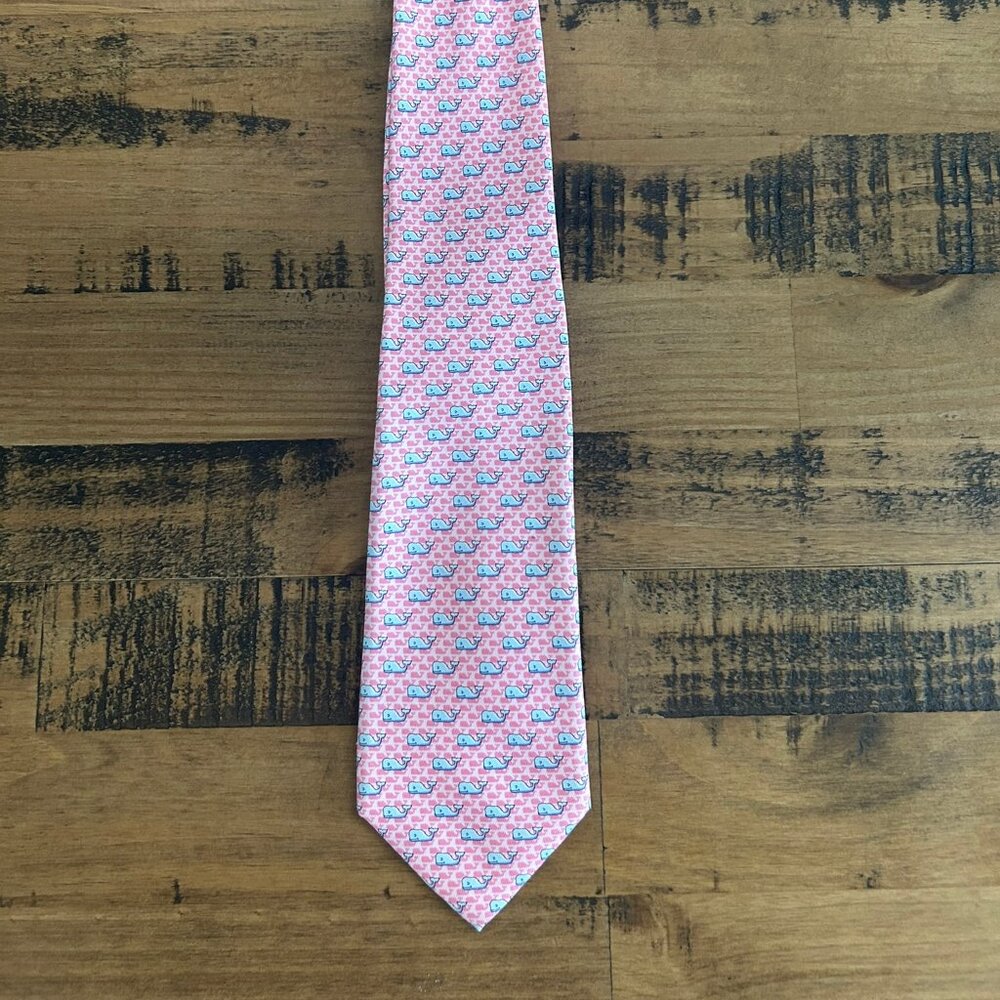 Vineyard Vines Pink Whales